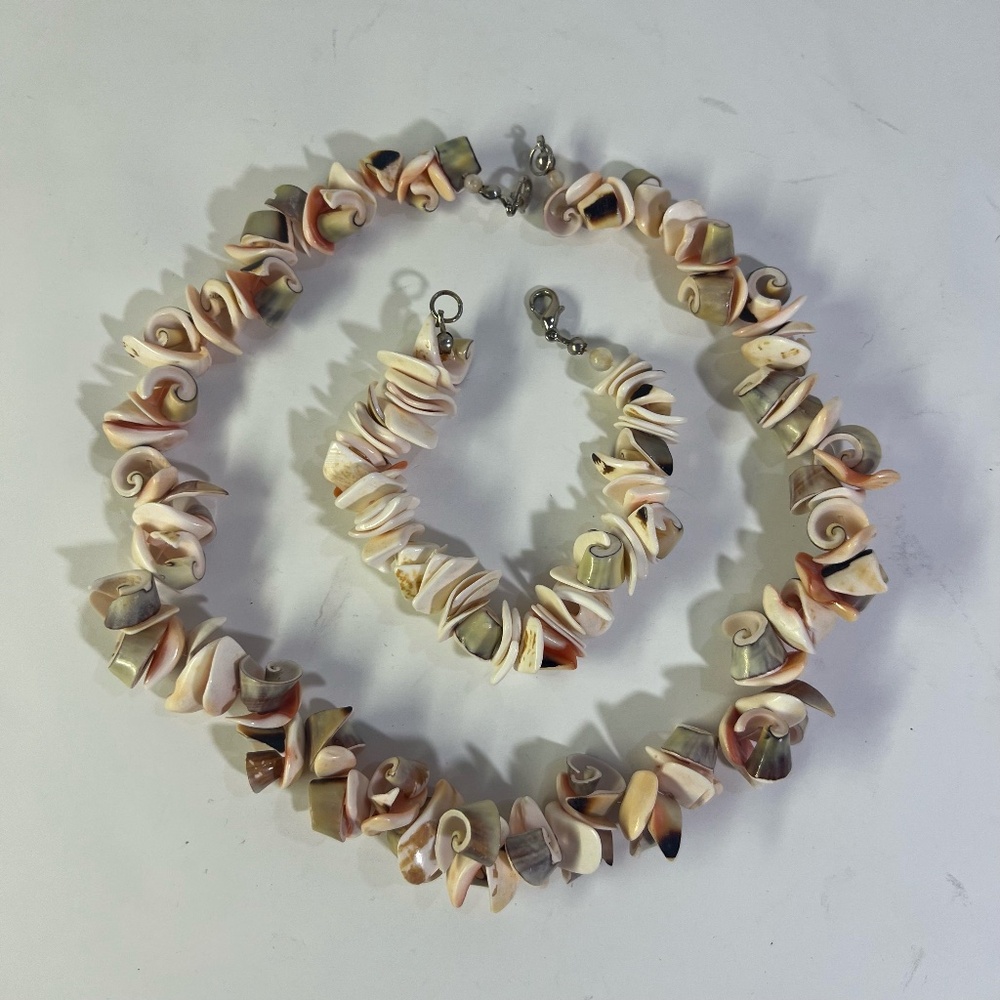 Coral and Pink Shell Garland Necklace and Bracelet.